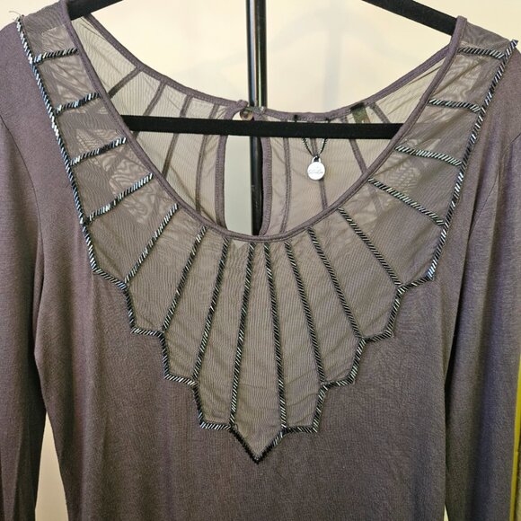 BKE Buckle Grey Top with Beaded Front and Back Size Large - Picture 2 of 7
